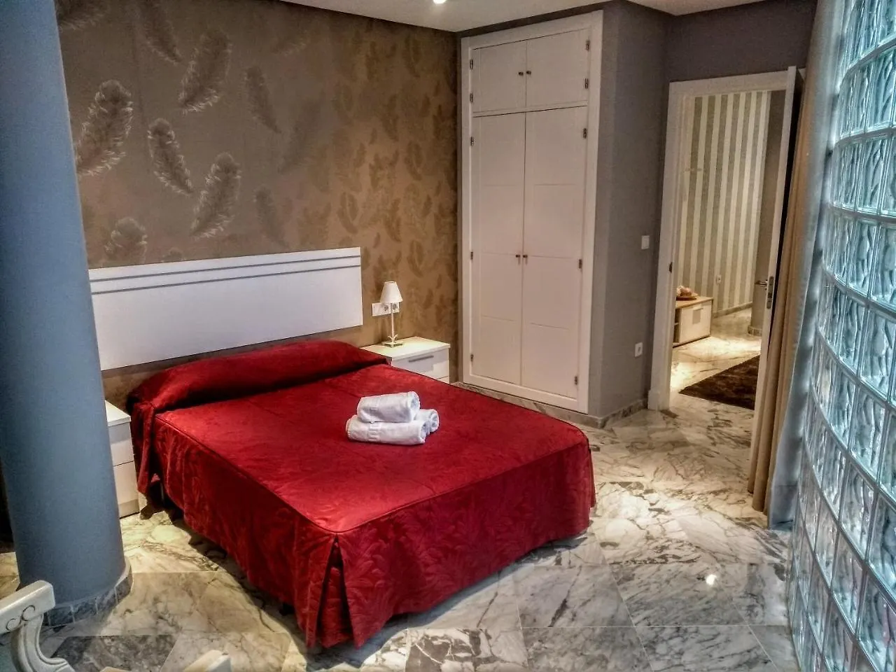 Apartamentos El Vestuario Cadice 0*,  Spagna