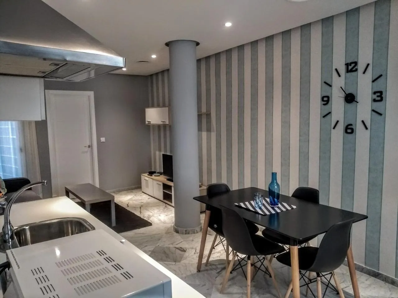 Apartamentos El Vestuario Cadice Spagna